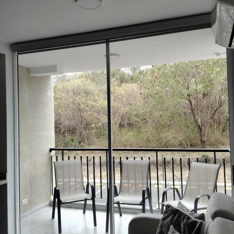 Apartamento Condominio Valencia - Apartamento de 2 dormitorios con vistas a la montaña - 14