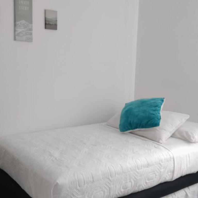 Apartamento Condominio Valencia - Apartamento de 2 dormitorios con vistas a la montaña - 21