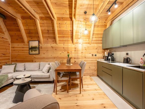 SteLa Mount House - Two-Bedroom Villa - 8