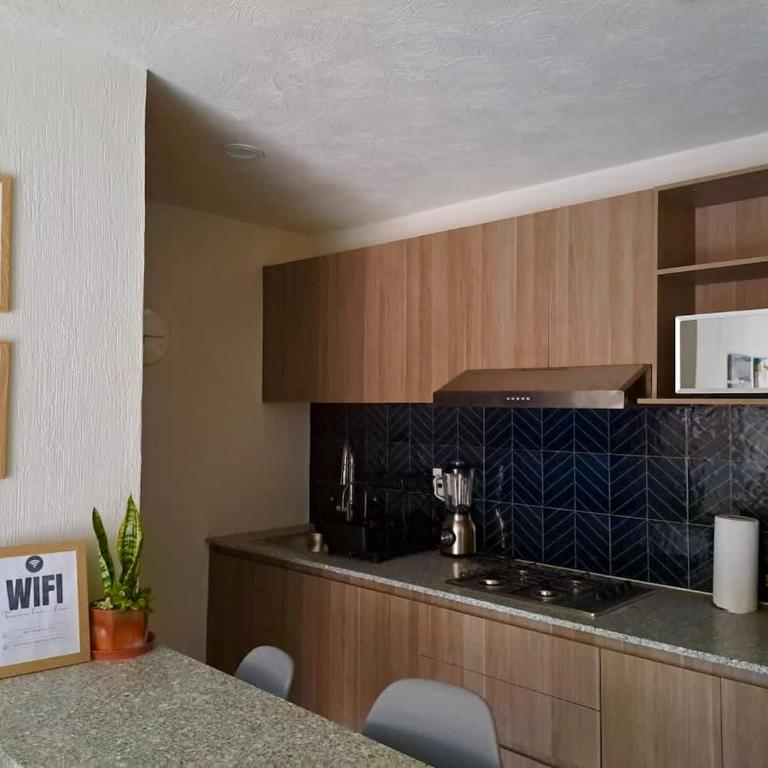 Apartment with AC Near Guadalajara Zoo - Three-Bedroom Apartment - 24