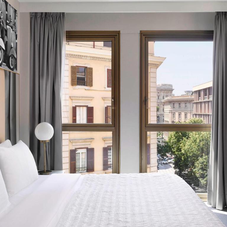 Le Meridien Visconti Rome - Deluxe Triple Room, Larger Guest room, Limited view - 2