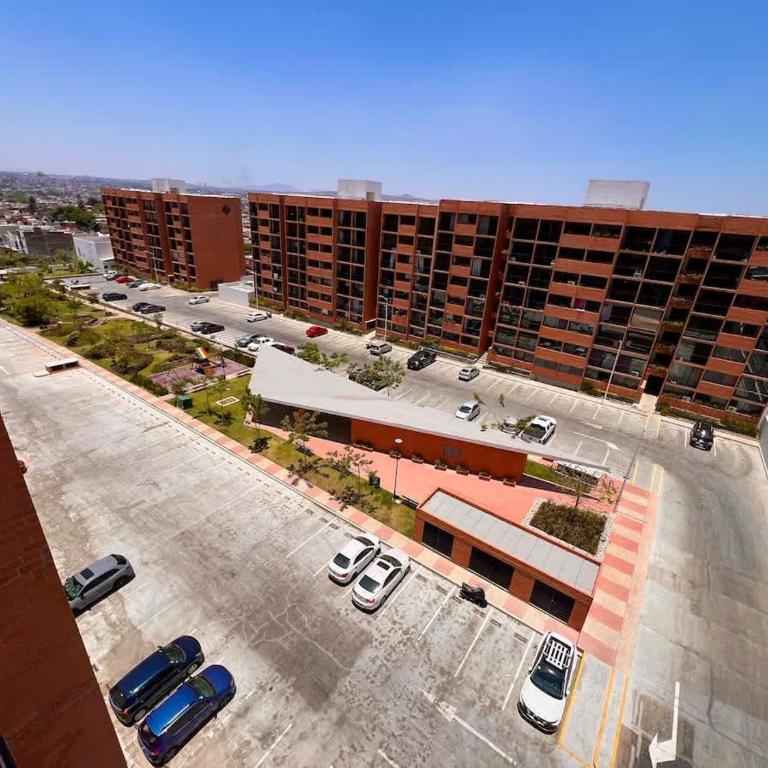 Apartment with AC Near Guadalajara Zoo - Three-Bedroom Apartment - 50