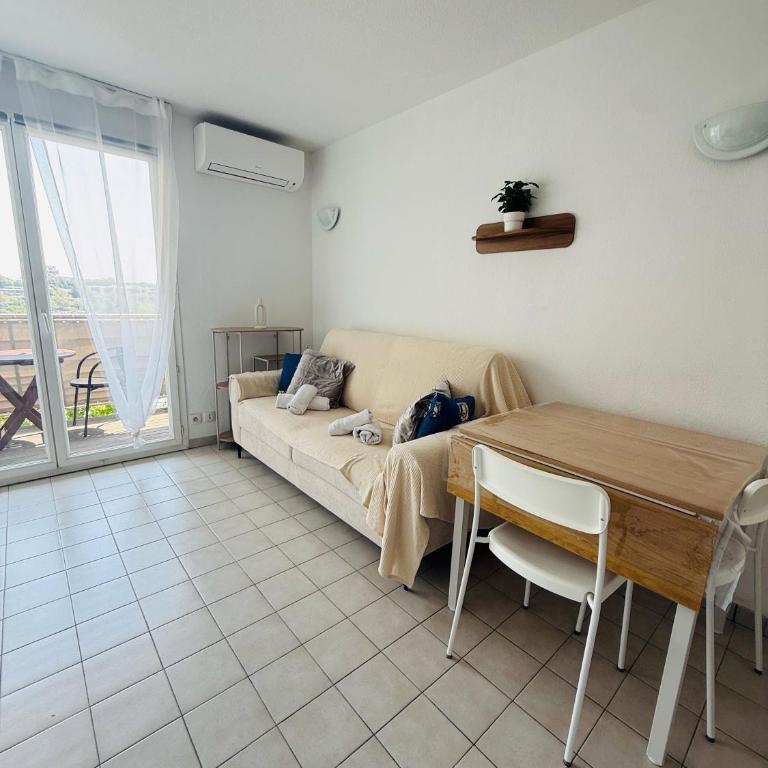Le Studio de Sophia — Piscine clim calme - Appartement - 8
