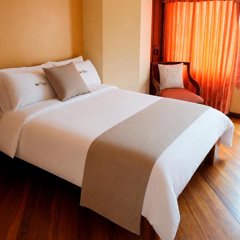 Hotel Raices - Deluxe Room - 2