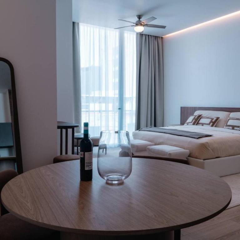 Condesa Residence - Roma Luxury Suite 206 - One-Bedroom Apartment - 9