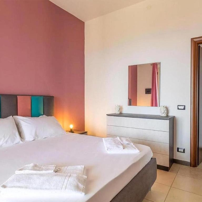 Arance - Two-Bedroom Apartment - 9