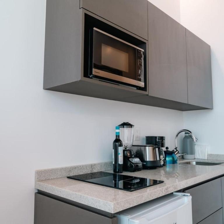 Condesa Residence - Roma Luxury Suite 301 - One-Bedroom Apartment - 22