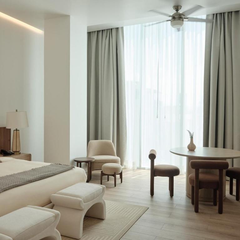 Condesa Residence - Roma Luxury Suite 302 - One-Bedroom Apartment - 1