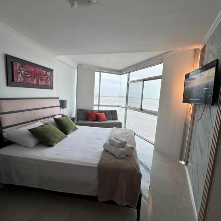 Dpto vista al río de 2 hab, piscina y gym en Riverfront II - Apartamento de 2 dormitorios - 11