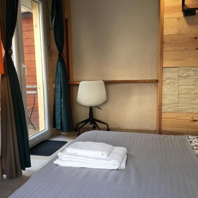 La Palissandre - Chambre Double - 5