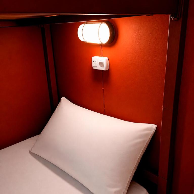 Hostel Estación Mendoza - Cama individual en dormitorio compartido de 10 camas - 3