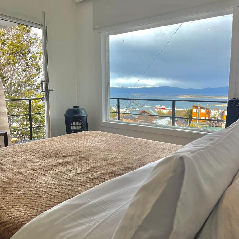 Balcón Austral beautiful apartment with incredible views of the mountains and the city - Family Studio - 2
