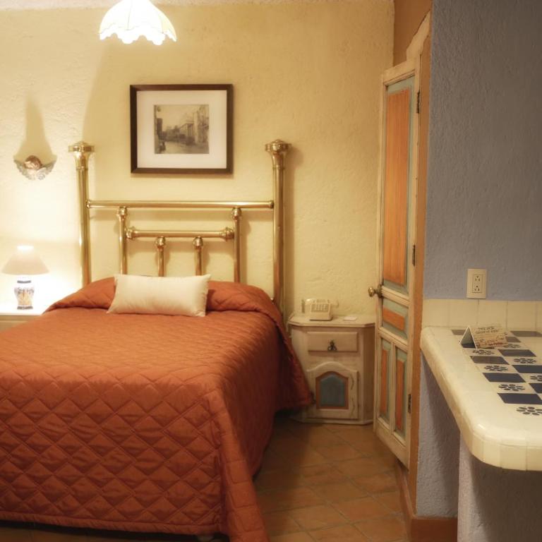 El Meson de los Poetas - Standard Room - 6