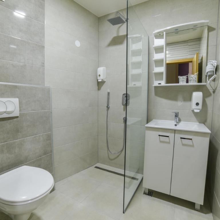 Patria Villa - Deluxe Double or Twin Room - 1