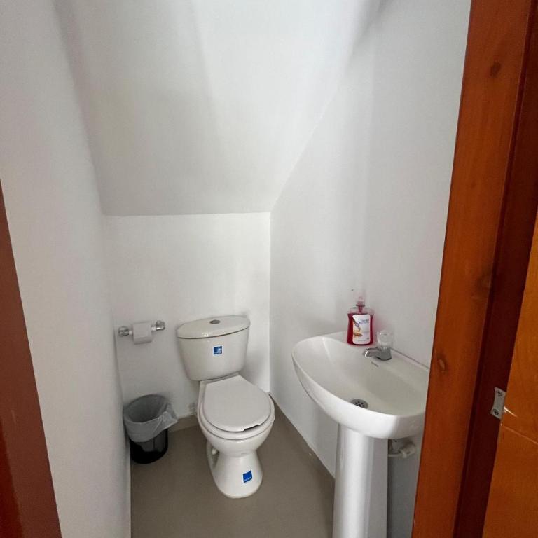 Casa blue - Two-Bedroom House - 16