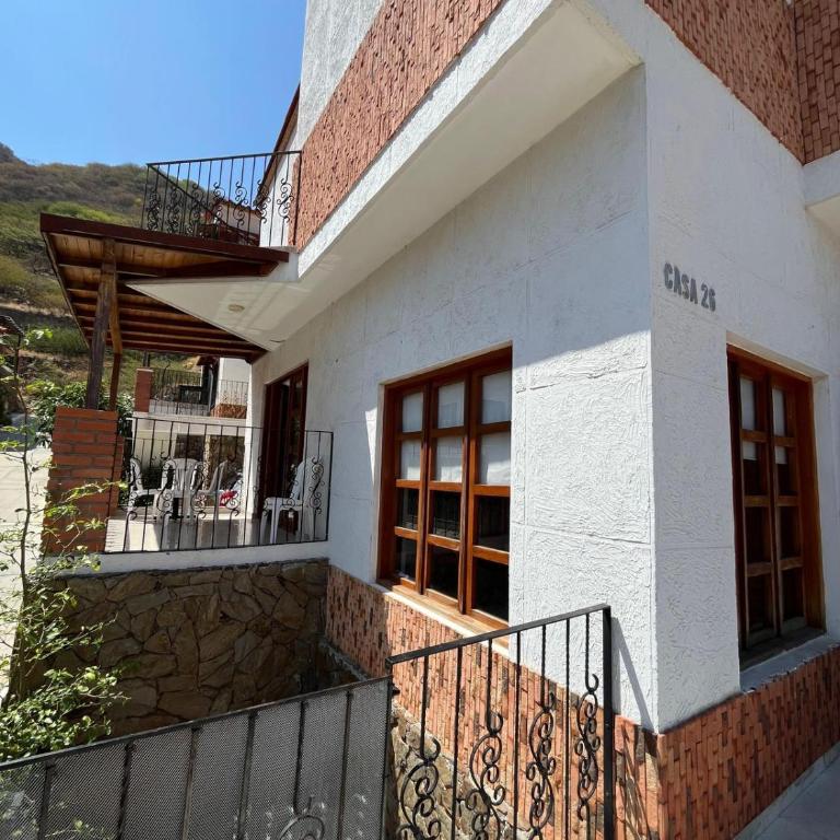 Casa blue - Two-Bedroom House - 27