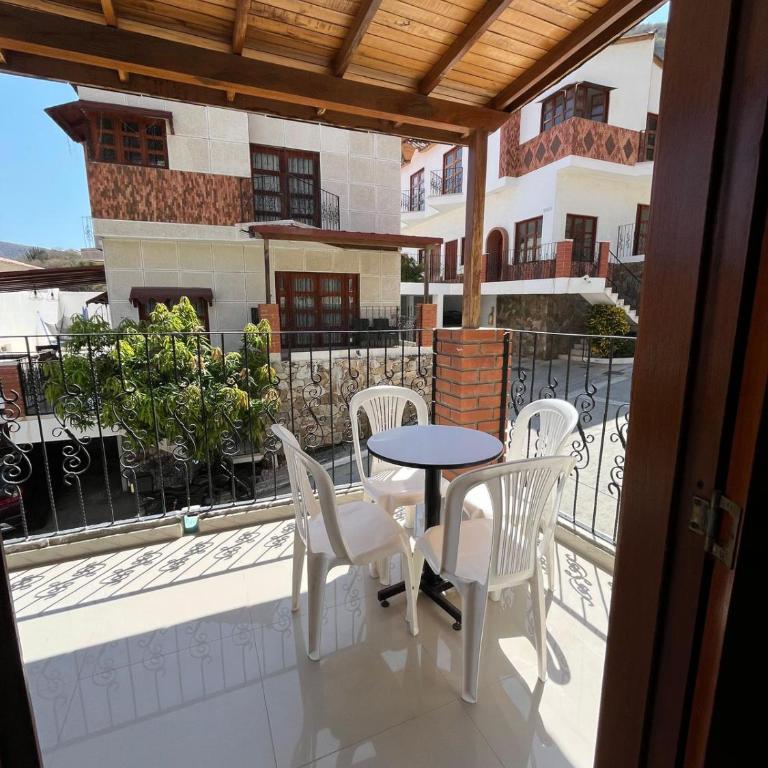 Casa blue - Two-Bedroom House - 24