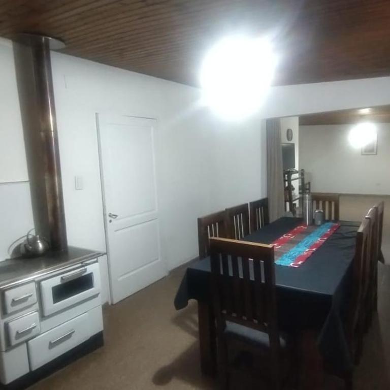 "Alojamiento en Uspallata" para hasta 6 personas - Three-Bedroom House - 2