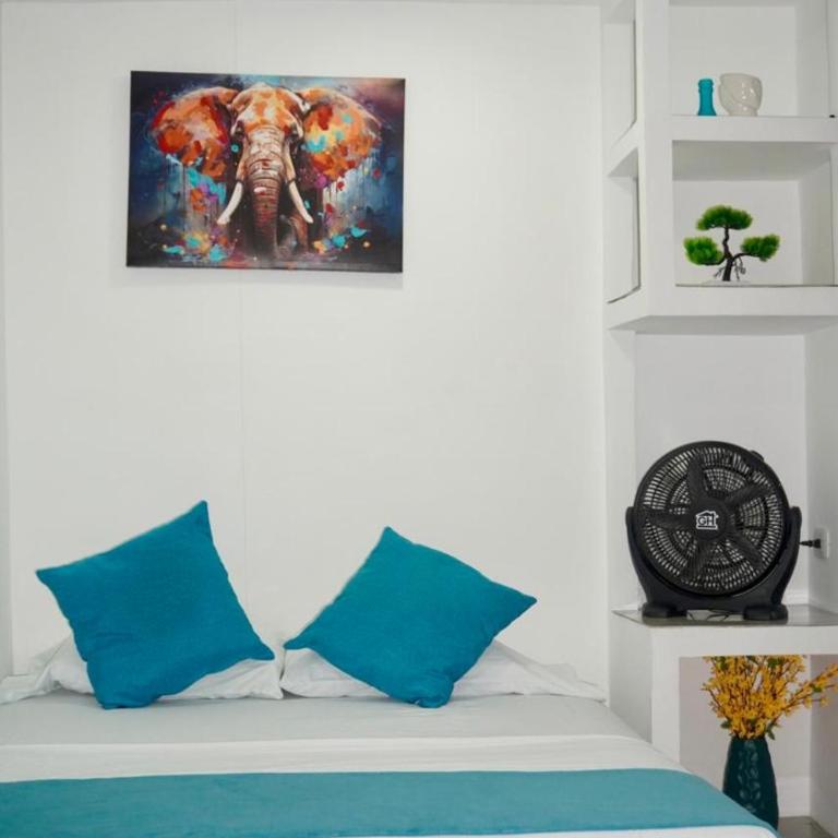 PARADIsE Mar - Superior Family Room - 8