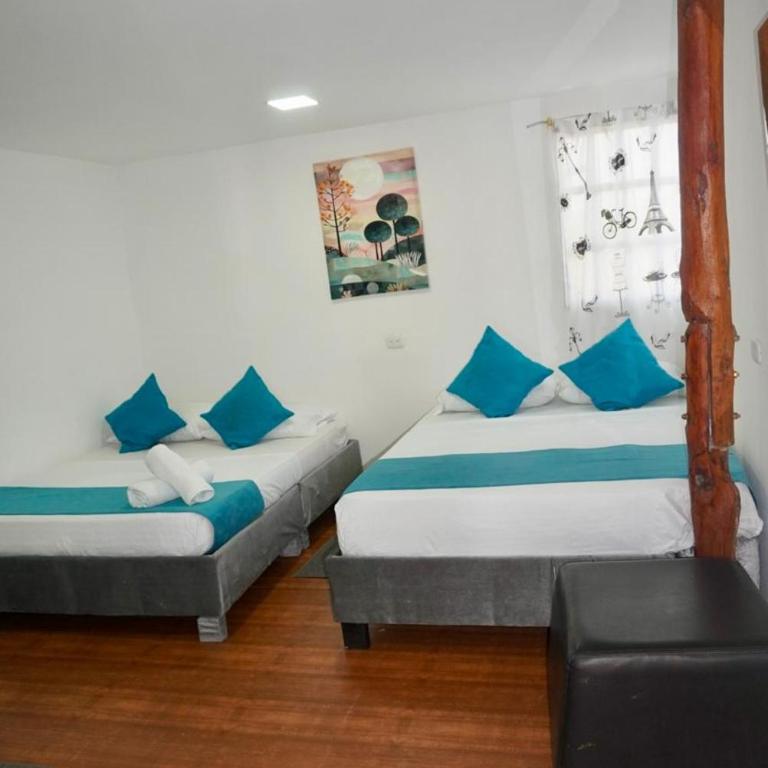 PARADIsE Mar - Superior Family Room - 6