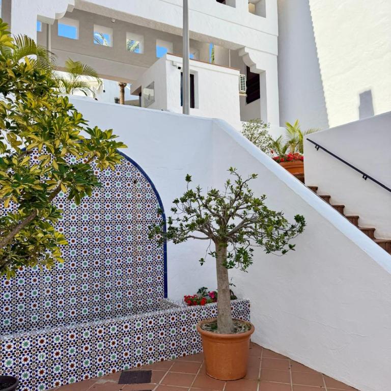 Nueva Andalucía reno gem by shops, eateries & bars - Apartamento de 2 dormitorios - 26