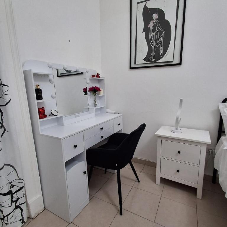 Leolù Home - Two-Bedroom Apartment - 34
