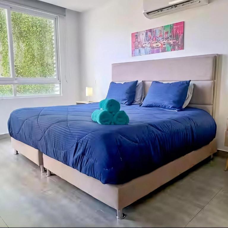 Apartamento amoblado frente al mar El Laguito - Two-Bedroom Apartment - 17