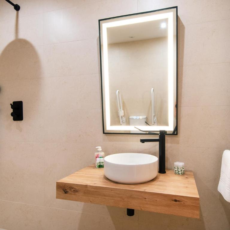 Botanic Suite Málaga Guindos - Estudio - Adaptado para personas con movilidad reducida - 16