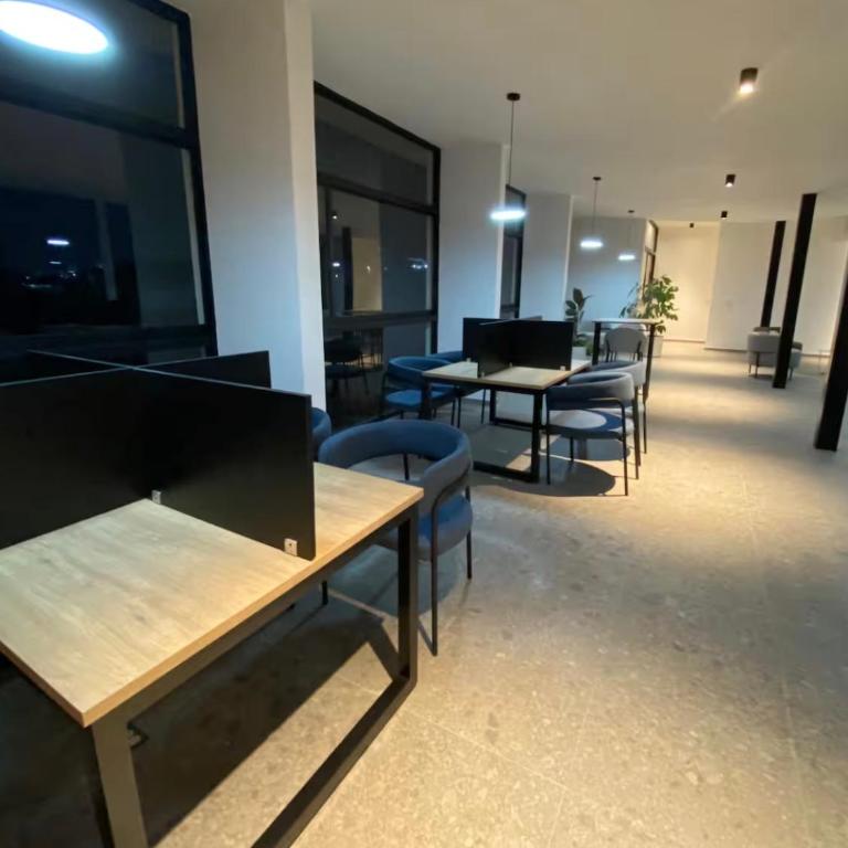 Apartment near the airport - Apartamento de 2 dormitorios - 18