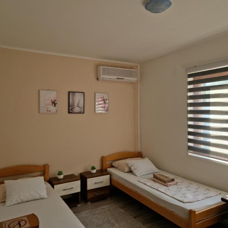 Visit Dreznica - Canyon Retreat - Triple Room with Mountain View - 2
