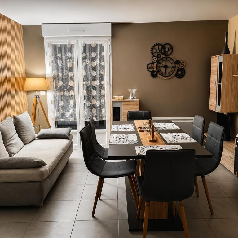 LE TOURISTIC Appartements T2 et T3 - Appartement 2 Chambres - 9