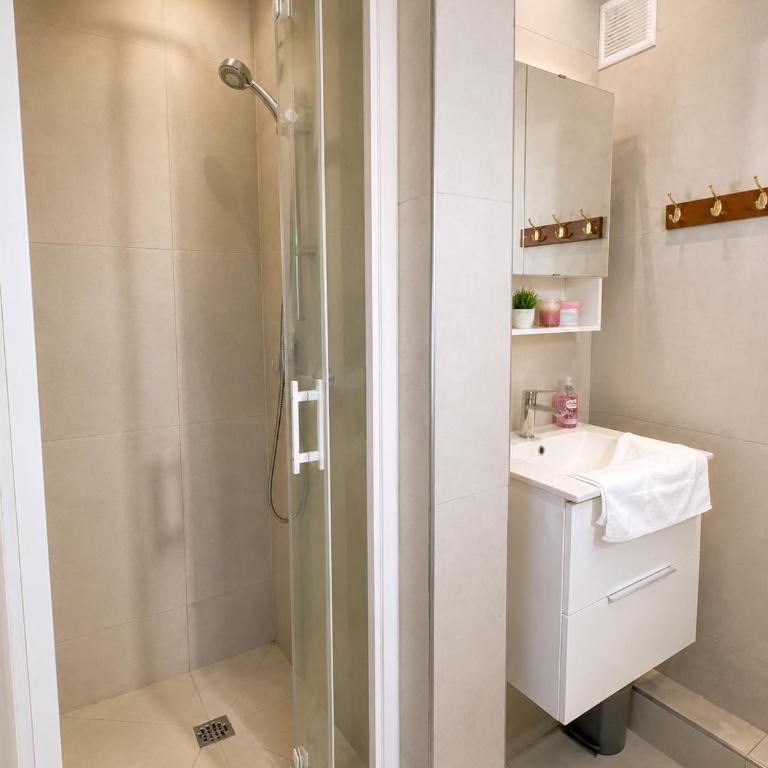 Escapade Familiale - parking privé - 25 min de Bâle - Appartamento con 1 Camera da Letto - 3