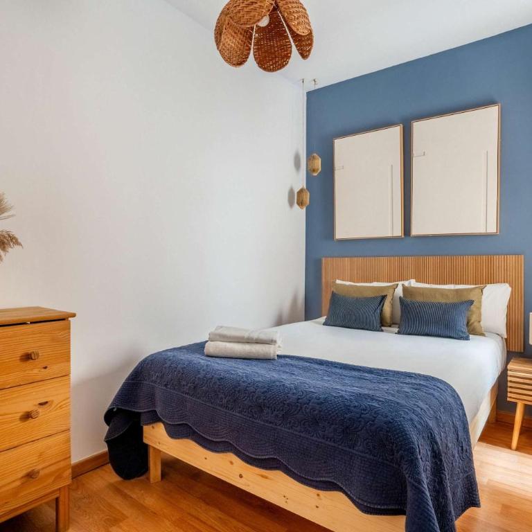 The Collection Barcelona - Bright 4BD with terrace near Arc de Triomf - Apartment - 5