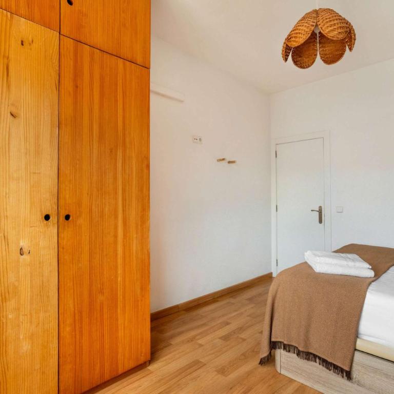 The Collection Barcelona - Bright 4BD with terrace near Arc de Triomf - Apartment - 11