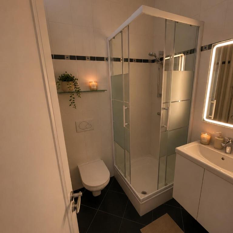 Appartement 4 chambres - Vue sur lac - Apartment mit 4 Schlafzimmern und Seeblick - 14