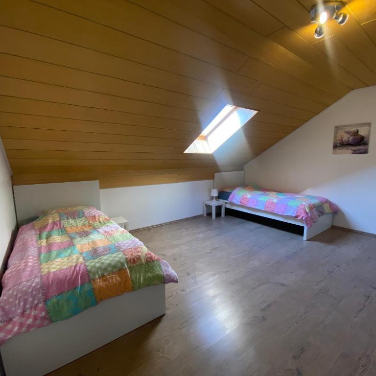 Wohnung mit 3 Schlafzimmern, 5 Einzelbetten,Balkon - Apartment mit 3 Schlafzimmern - 12