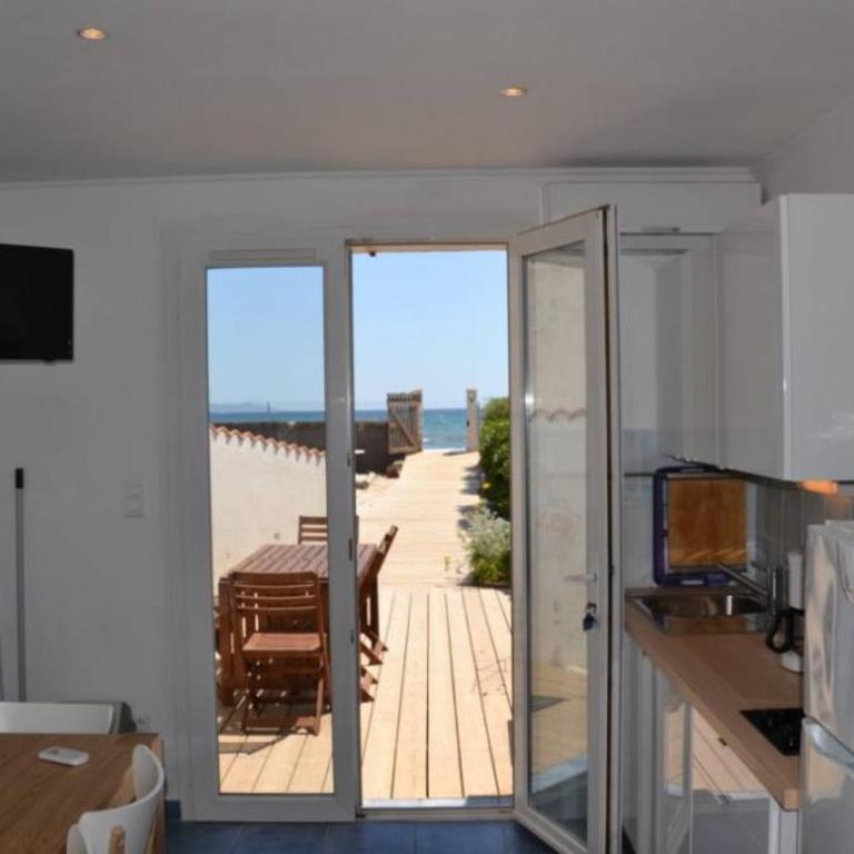 APPARTEMENT 6 PERSONNES VUE MER 30 M DE LA PLAGE - Appartement 2 Chambres - 14