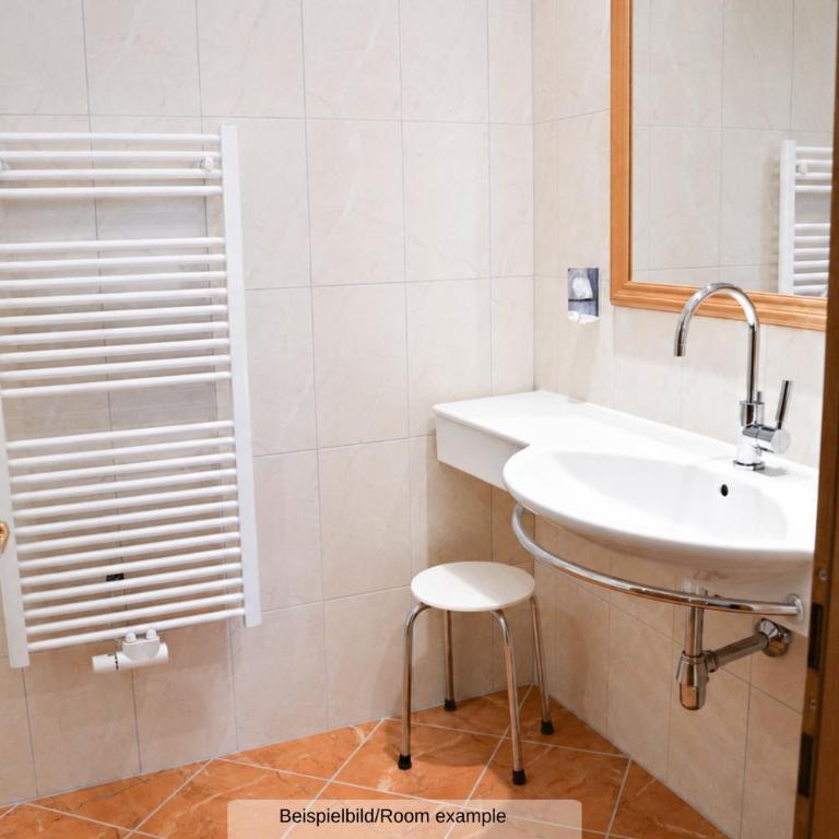 Sporthotel Auhof - Deluxe Doppelzimmer mit Balkon - 2