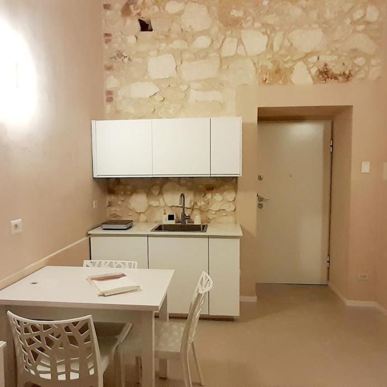 Black & White Appartments - Appartamento con 1 Camera da Letto - 2
