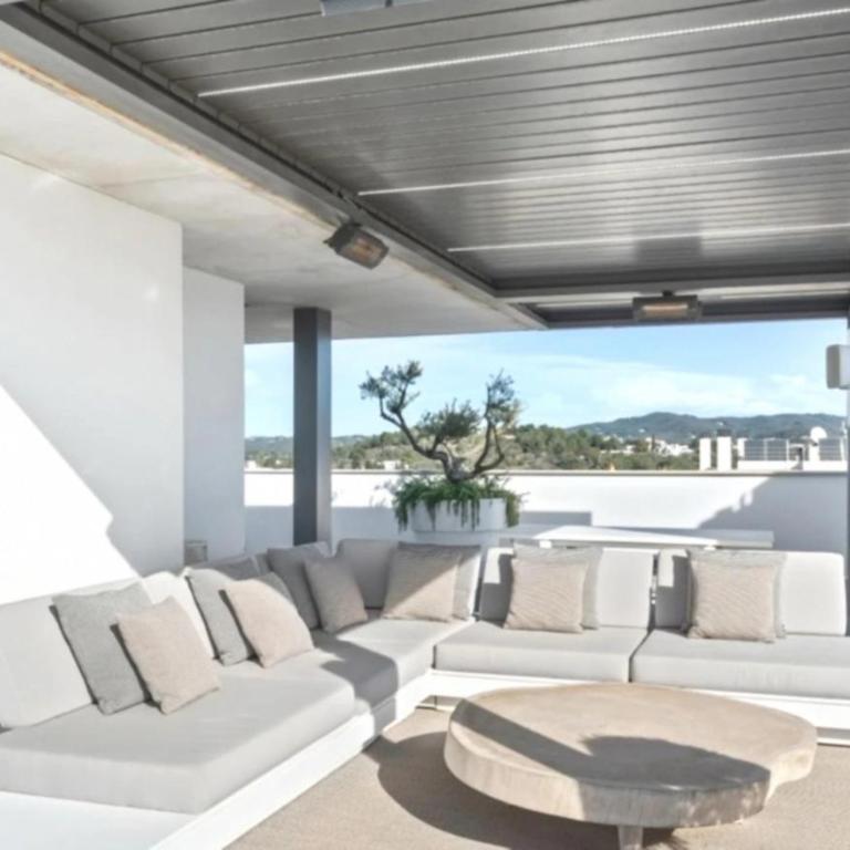 Azure 3BR Penthouse Walk to Talamanca Beach Ibiza - Apartamento Ático - 12