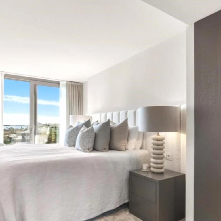 Azure 3BR Penthouse Walk to Talamanca Beach Ibiza - Apartamento Ático - 13