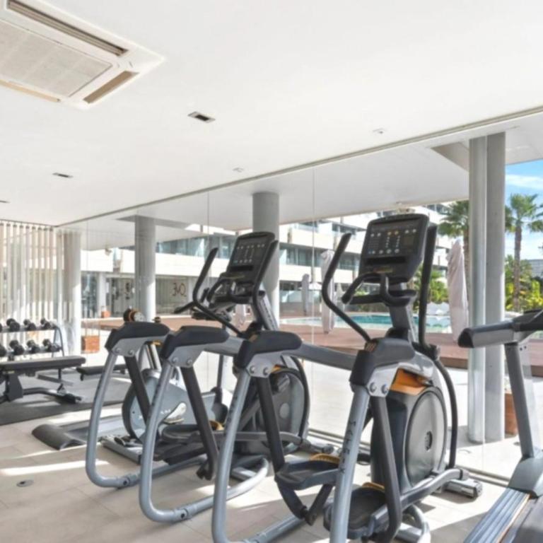 Azure 3BR Penthouse Walk to Talamanca Beach Ibiza - Apartamento Ático - 24