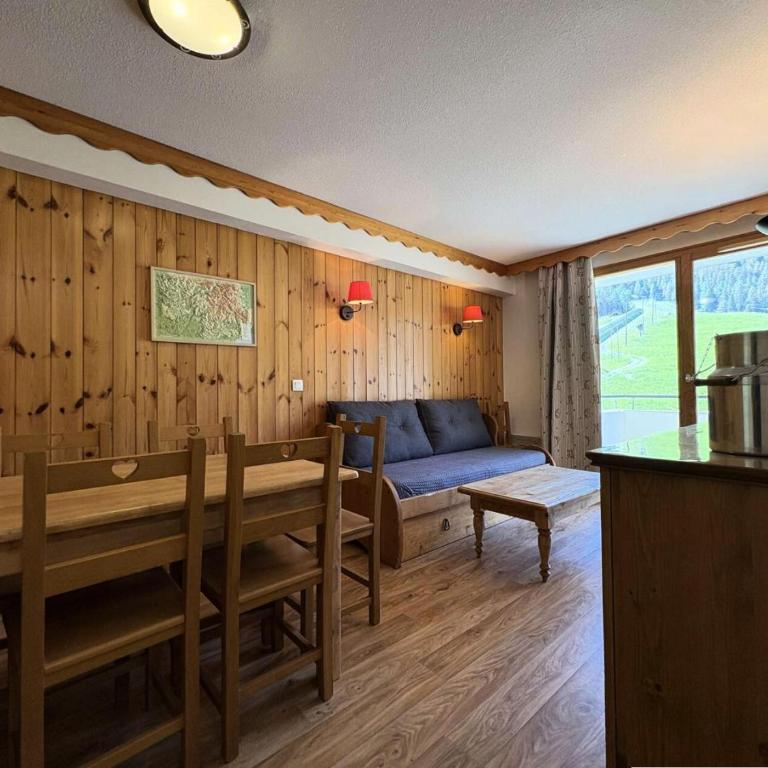 Résidence Les Eglantines - B108 LES EGLANTINES 1800 MAE-4794 - Appartement - 4