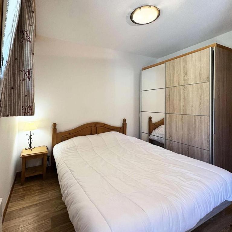 Résidence Les Eglantines - B108 LES EGLANTINES 1800 MAE-4794 - Appartement - 5