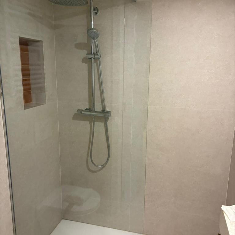 Exyca Chamberí - One-Bedroom Apartment - 6