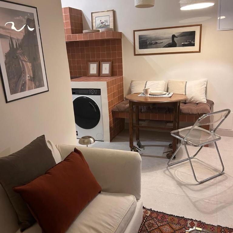 Exyca Chamberí - One-Bedroom Apartment - 19