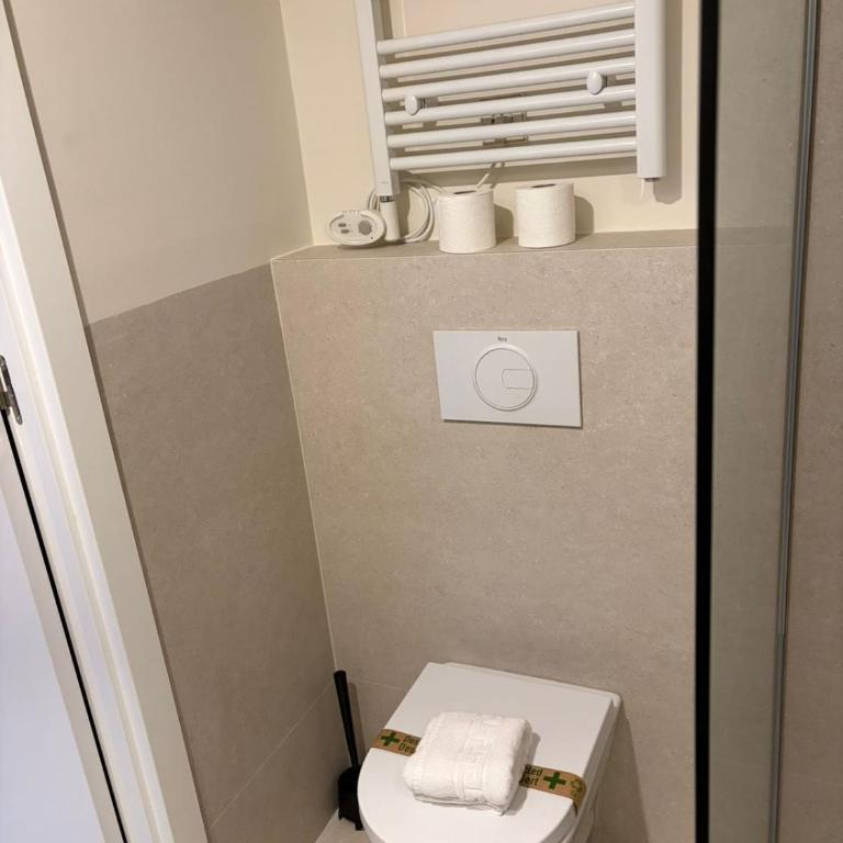 Exyca Chamberí - One-Bedroom Apartment - 23