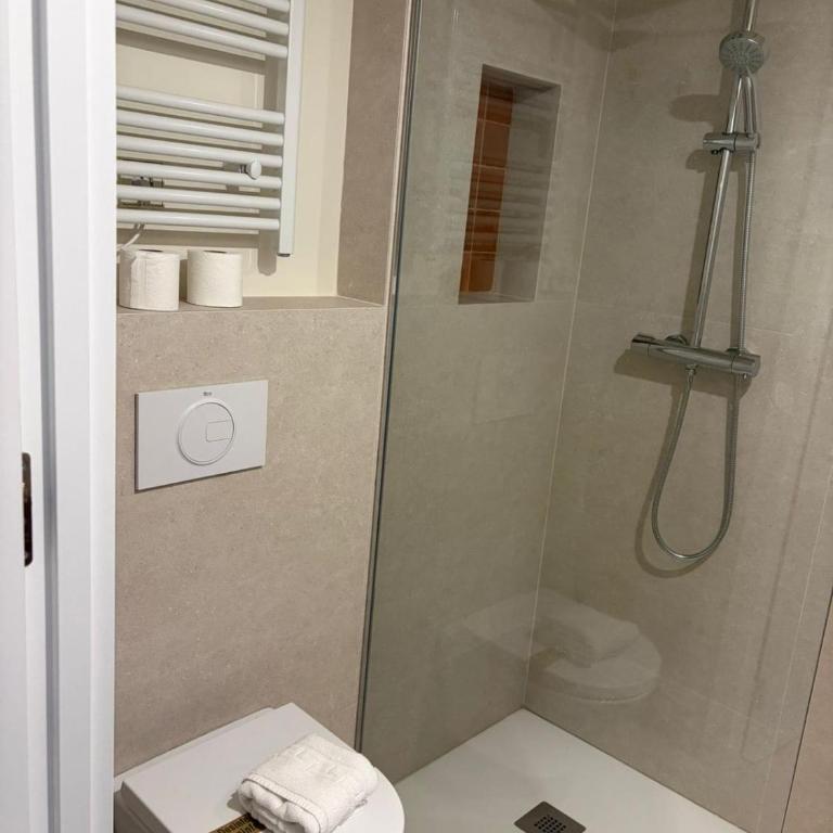 Exyca Chamberí - One-Bedroom Apartment - 24