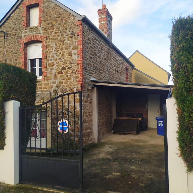 Appartement dans maison de caractère en pierre avec WIFI - Appartamento con 2 Camere da Letto e Vista Giardino - 18
