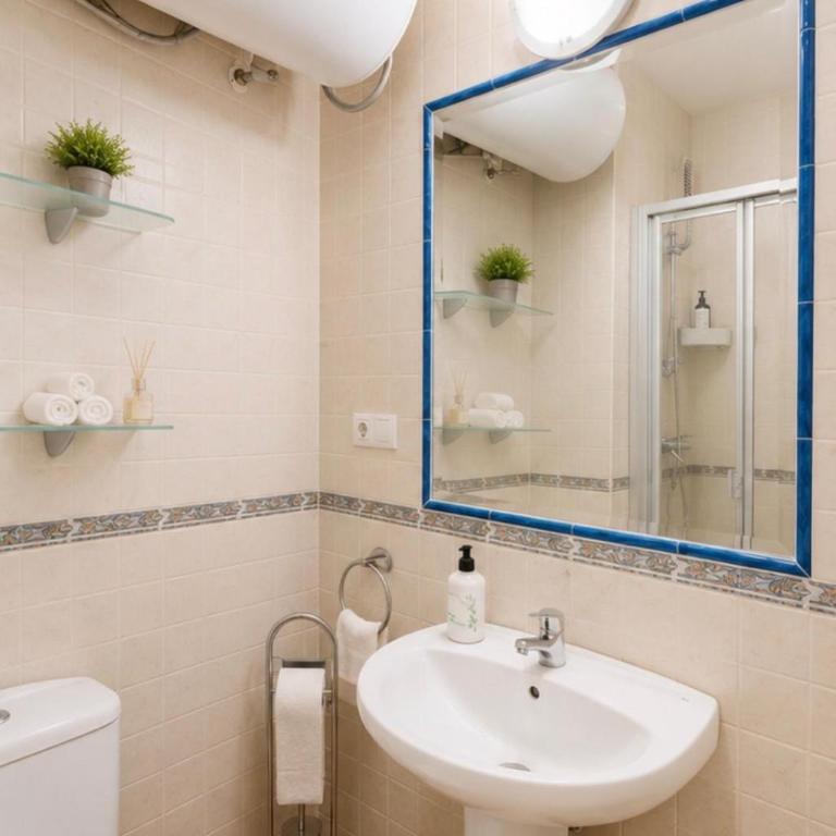 Estudio vistas al mar y a 5 minutos de la playa - Habitación Doble Deluxe - 1 o 2 camas - 15